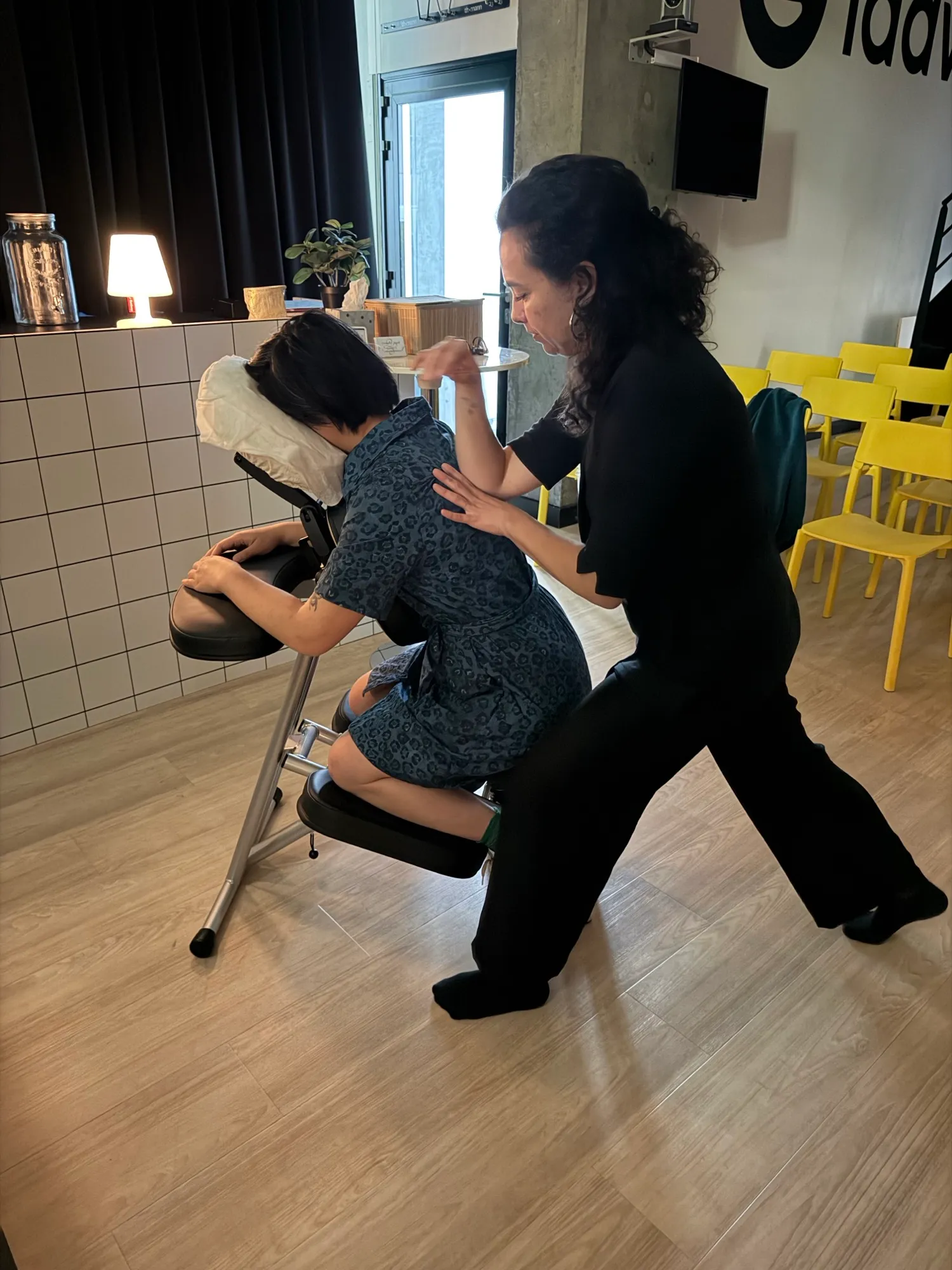 Séance de massage Amma Assis en entreprise